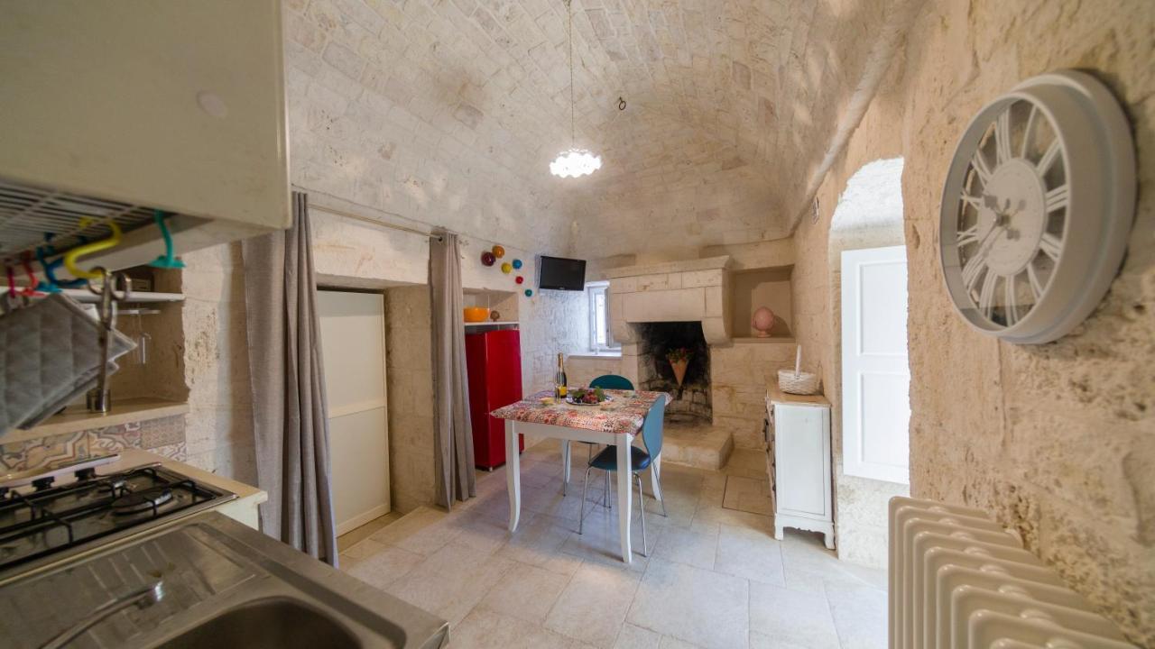 Martina Trulli Relais Apartment Locorotondo Bagian luar foto